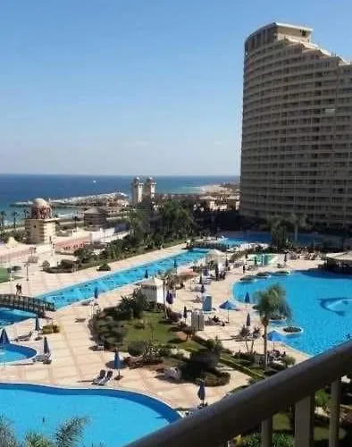شاليهات ابراج بورتو السخنة للعائلات شقة